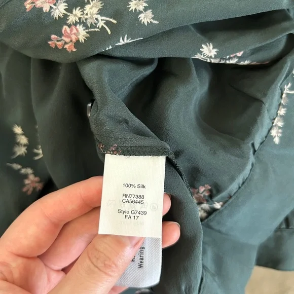 NEW! Madewell silk Floral Wrap Top - Picture 4 of 4